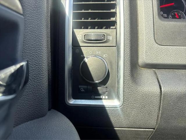 2017 Ram 1500 SLT