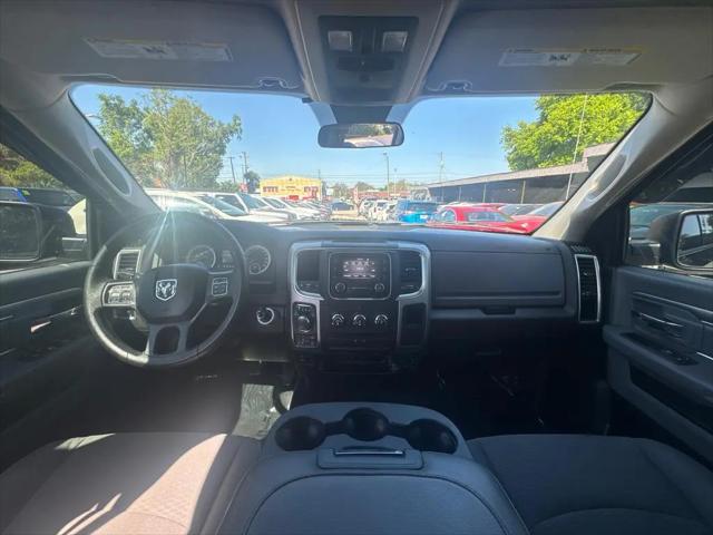2017 Ram 1500 SLT