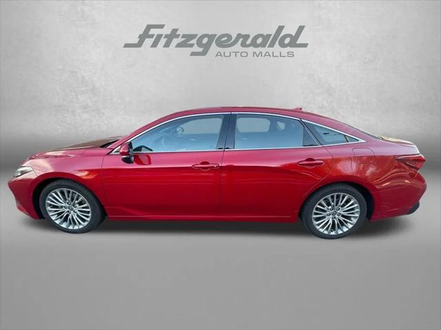 2022 Toyota Avalon Limited Hybrid