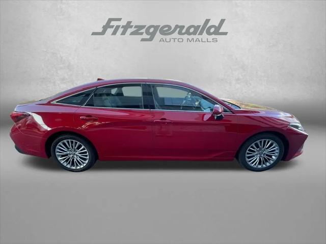 2022 Toyota Avalon Limited Hybrid