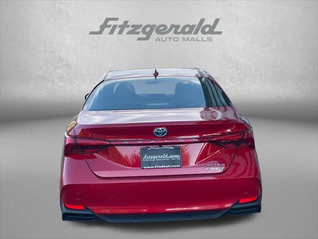 2022 Toyota Avalon Limited Hybrid