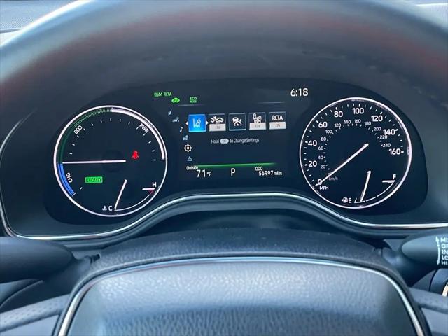 2022 Toyota Avalon Limited Hybrid