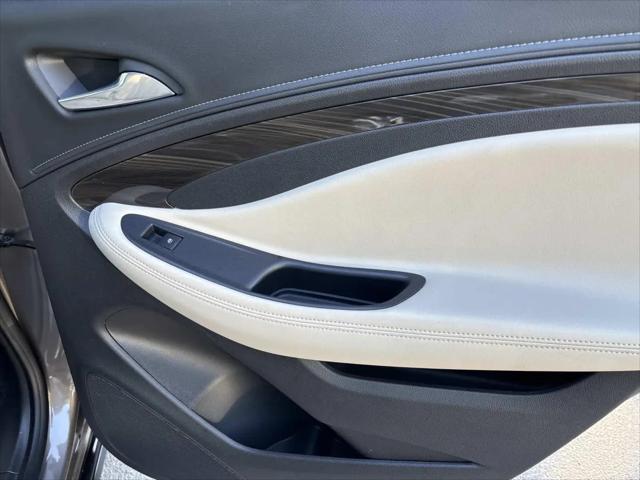 2019 Buick Envision FWD Essence