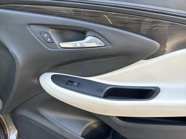 2019 Buick Envision FWD Essence