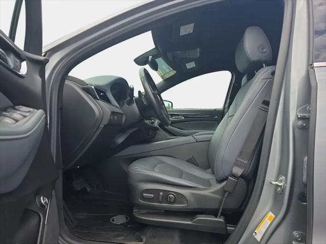 2023 Buick Enclave Essence AWD
