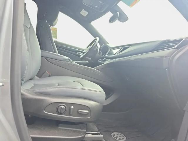 2023 Buick Enclave Essence AWD