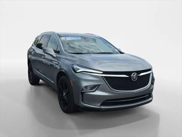 2023 Buick Enclave Essence AWD