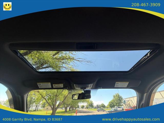 2014 Ford F-150 Platinum Pickup 4D 6 1/2 ft
