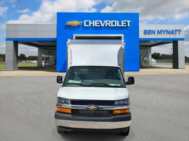 2025 Chevrolet Express Cutaway Work Van