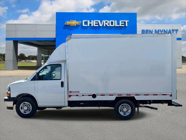 2025 Chevrolet Express Cutaway Work Van