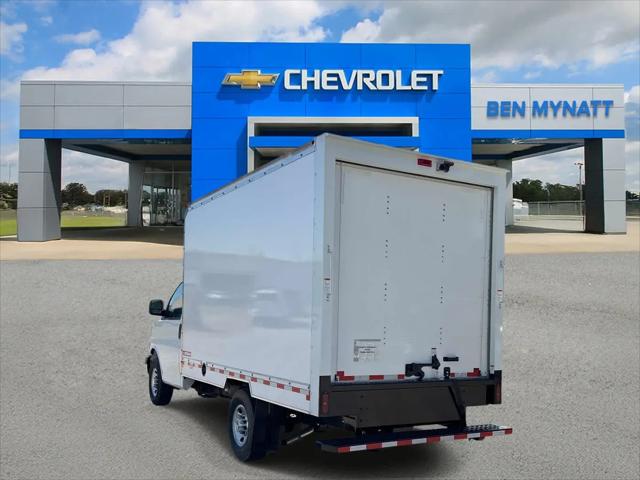 2025 Chevrolet Express Cutaway Work Van