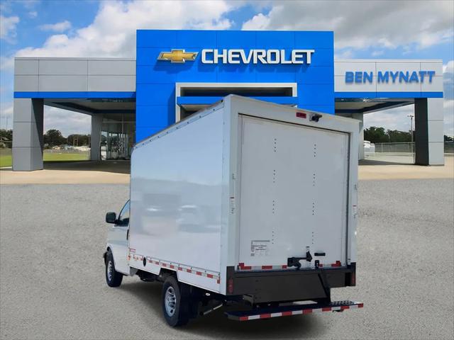 2025 Chevrolet Express Cutaway Work Van