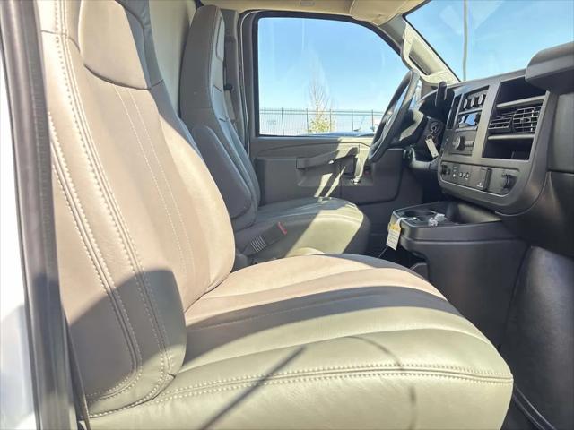 2025 Chevrolet Express Cutaway Work Van