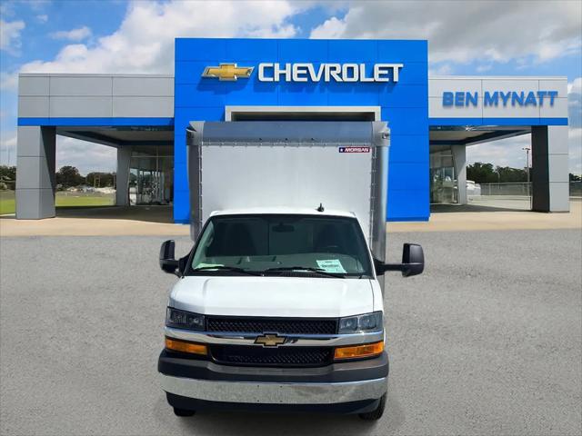 2025 Chevrolet Express Cutaway Work Van