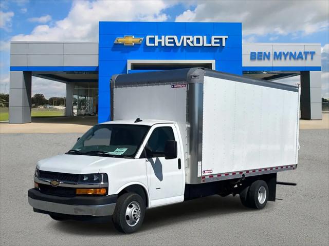 2025 Chevrolet Express Cutaway Work Van