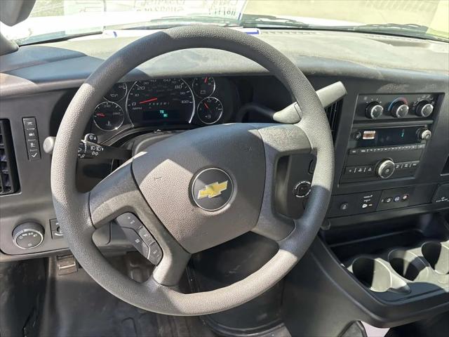 2025 Chevrolet Express Cutaway Work Van