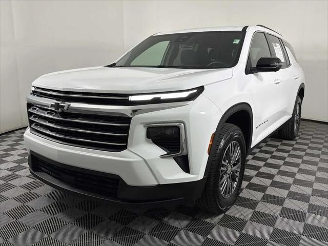 2024 Chevrolet Traverse FWD LT