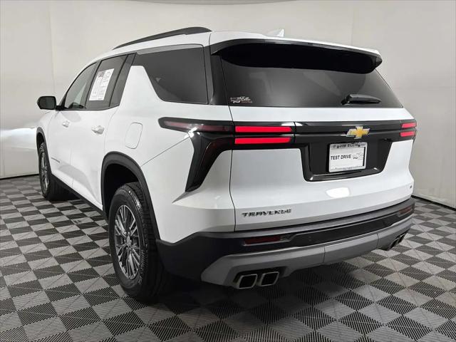 2024 Chevrolet Traverse FWD LT