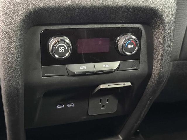 2024 Chevrolet Traverse FWD LT