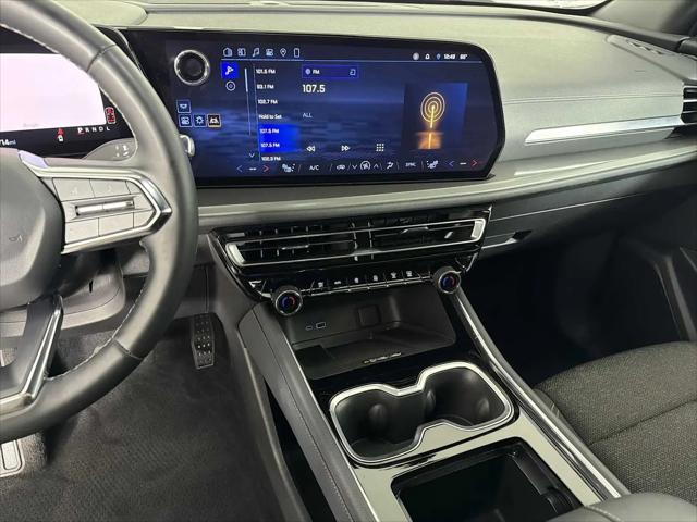 2024 Chevrolet Traverse FWD LT