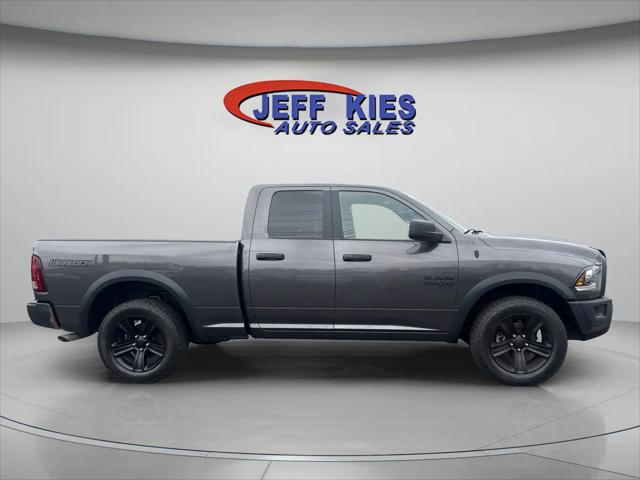 2022 Ram 1500 Classic Warlock Quad Cab 4x4 6'4" Box