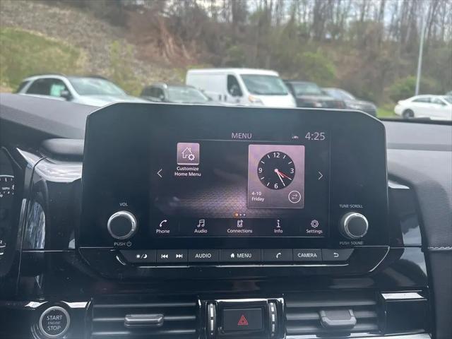 2022 Nissan Pathfinder SV 4WD