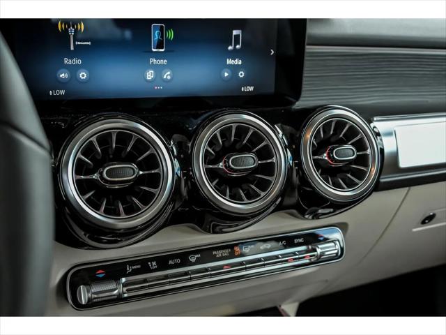 2026 Mercedes-Benz GLB 4MATIC