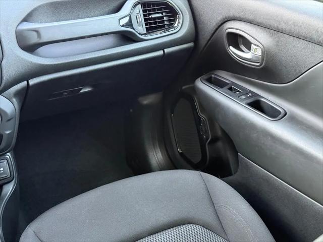 2019 Jeep Renegade Altitude FWD