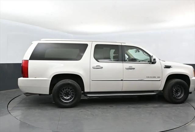 2011 Cadillac Escalade ESV Luxury