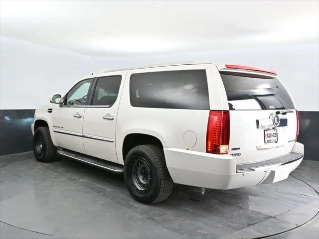 2011 Cadillac Escalade ESV Luxury