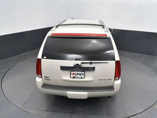 2011 Cadillac Escalade ESV Luxury