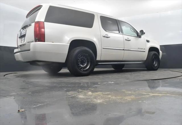 2011 Cadillac Escalade ESV Luxury