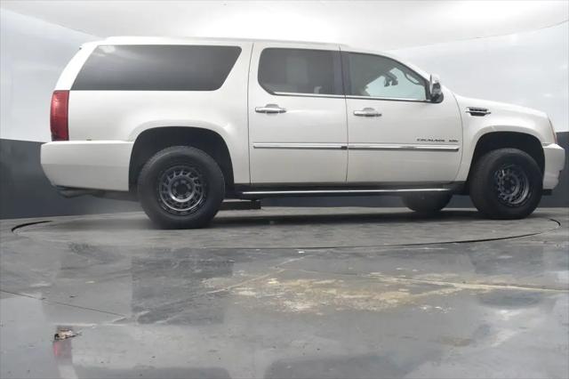 2011 Cadillac Escalade ESV Luxury