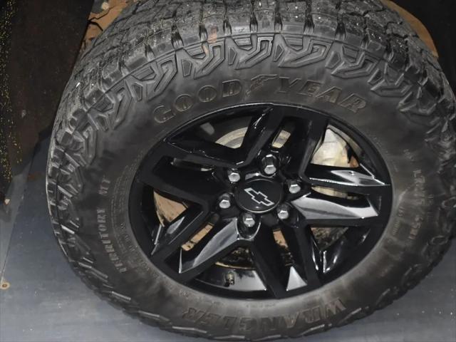 2024 Chevrolet Silverado 1500 4WD Crew Cab Short Bed LT Trail Boss
