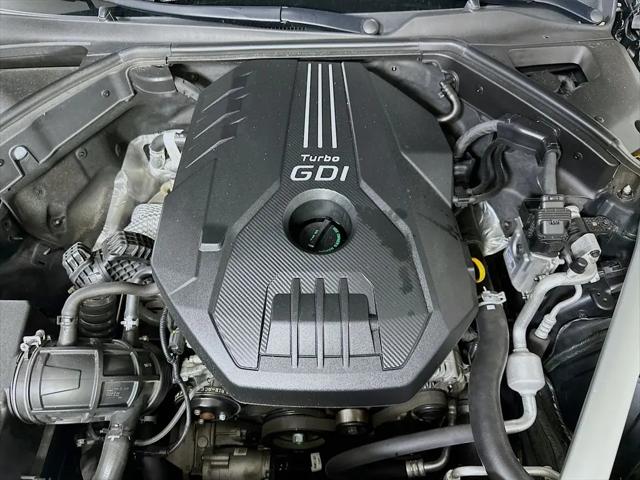 2023 Genesis G70 2.0T RWD