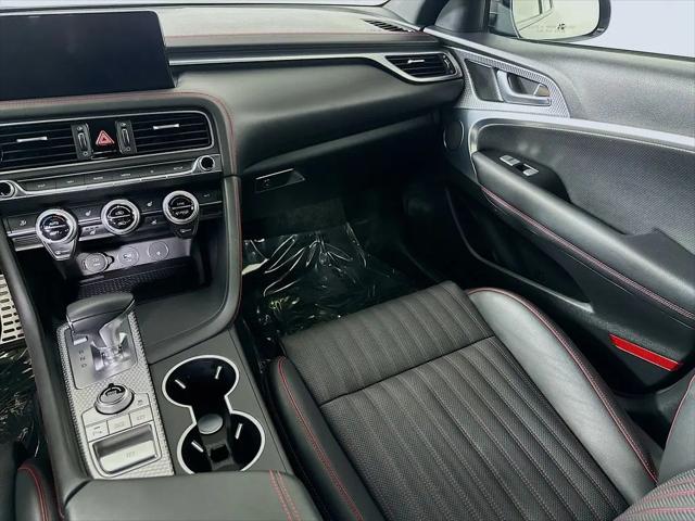 2023 Genesis G70 2.0T RWD