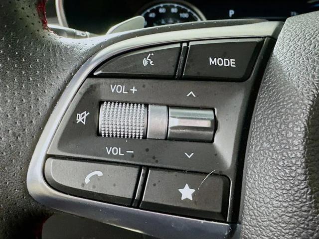 2023 Genesis G70 2.0T RWD