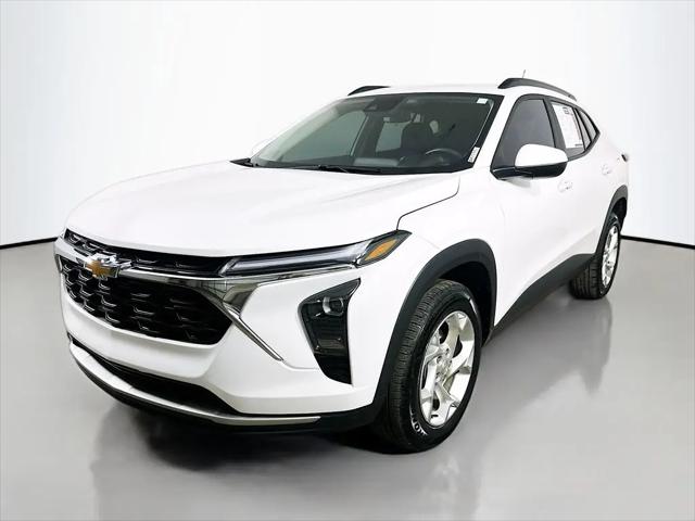 2024 Chevrolet Trax FWD LT