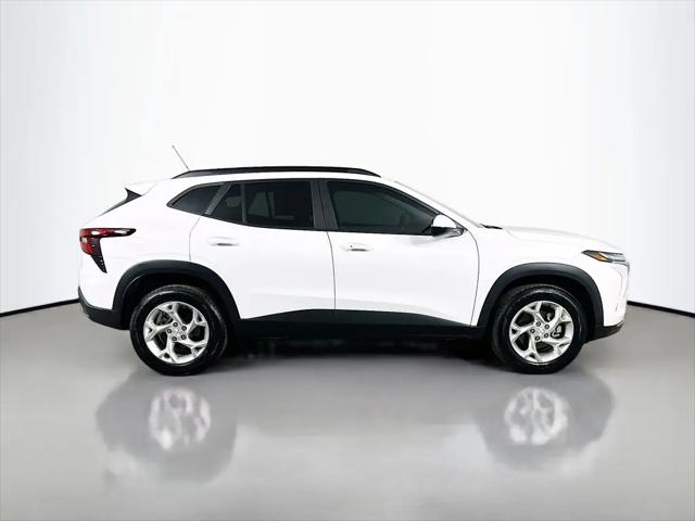 2024 Chevrolet Trax FWD LT