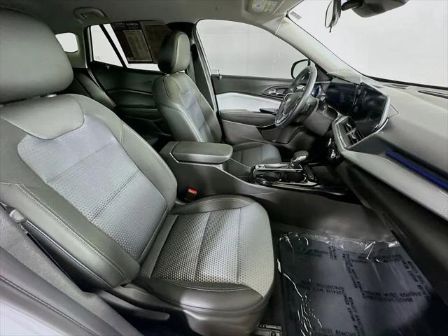 2024 Chevrolet Trax FWD LT