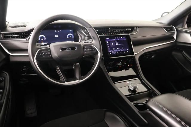2025 Jeep Grand Cherokee Altitude 4x4