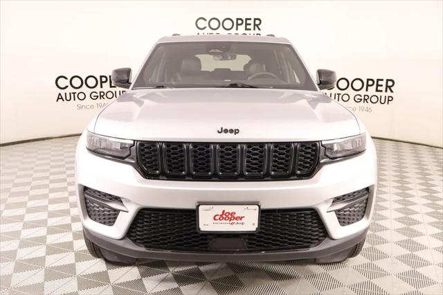 2025 Jeep Grand Cherokee Altitude 4x4
