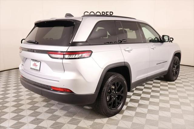 2025 Jeep Grand Cherokee Altitude 4x4