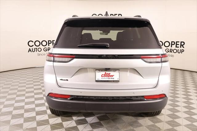 2025 Jeep Grand Cherokee Altitude 4x4