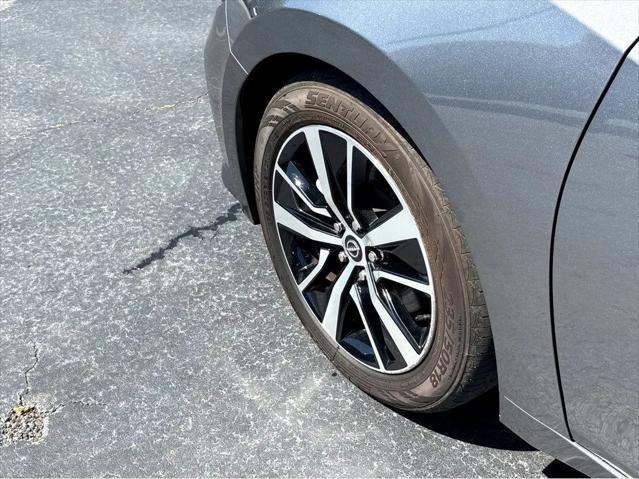 2023 Nissan Maxima SV Xtronic CVT