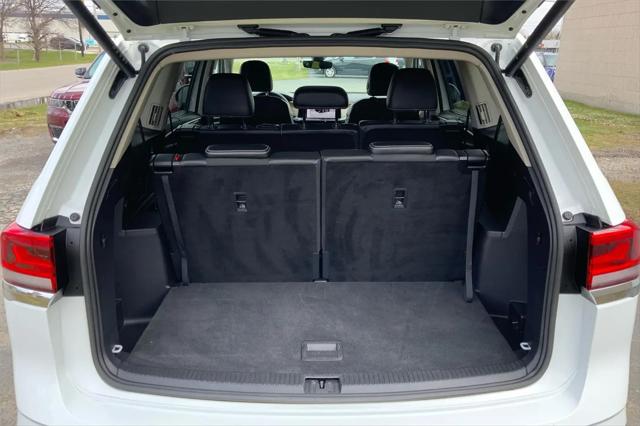 2024 Volkswagen Atlas 2.0T SE w/Technology