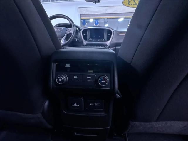 2023 GMC Acadia FWD SLE
