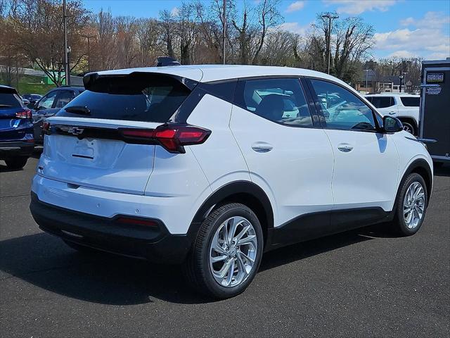 2027 Chevrolet Bolt LT FWD