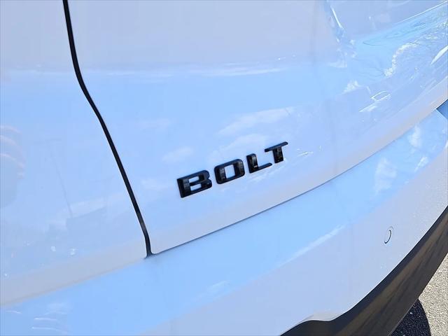 2027 Chevrolet Bolt LT FWD