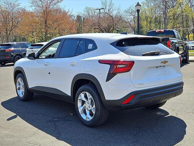 2026 Chevrolet Trax FWD LS